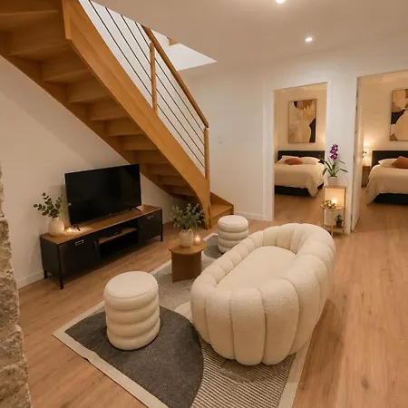 Maison Entière - 8 Personnes - Jardin - Parking Privé -proche Laval 3*